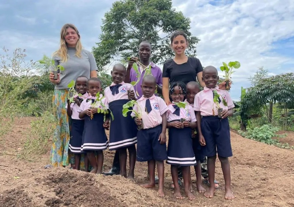 Volunteer Abroad Programs That Encourage Cultural Exchange and Learning