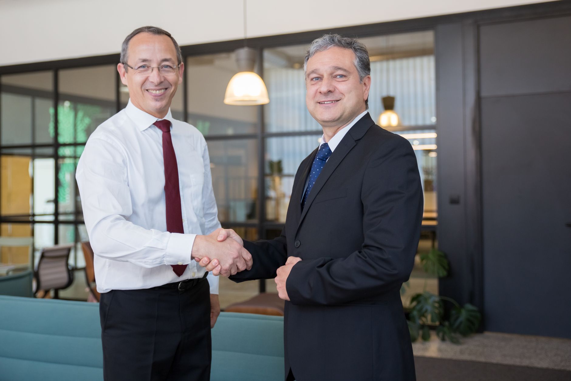 Cronos Group acquisition: Smart move with CanAdelaar
